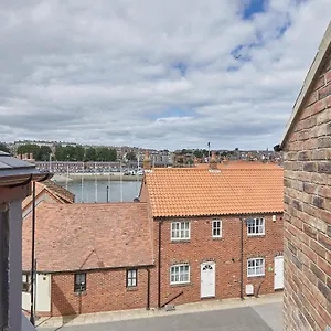 https://the-birds-nest.yorkshirehotels.net