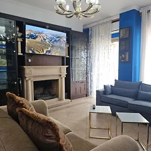 https://the-view-skanderbeg-square-apartment.albaniahotels.org